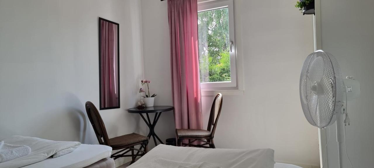 Guest House Tidaholm Ngoại thất bức ảnh